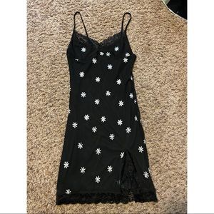 Motel Rocks Black & Daisies Lace Trim Dress W/ Slit | Never Worn